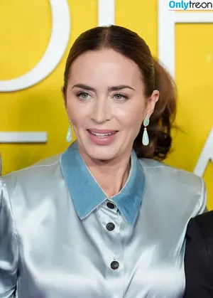 Emily Blunt / _emily_blunt_ nude photo #0714
