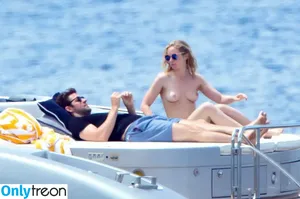 Emily Blunt / _emily_blunt_ nude photo #0852