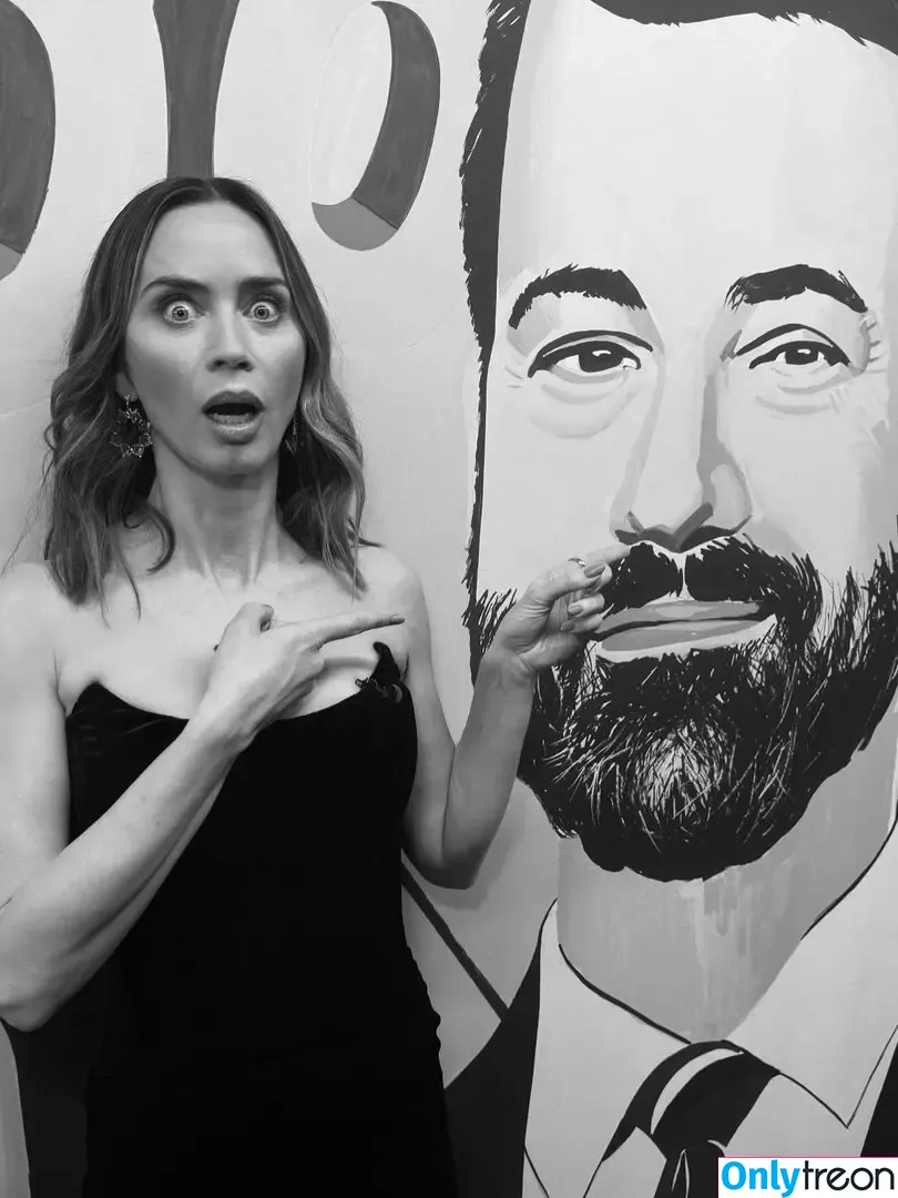 Emily Blunt голая photo #0840 (_emily_blunt_)