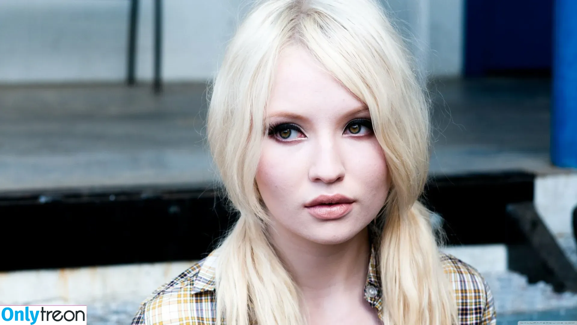 Emily Browning голая photo #0105 (emilyjanebrowning)