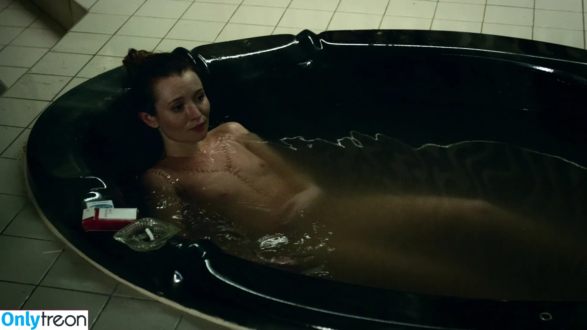 Emily Browning nude photo #0143 (emilyjanebrowning)