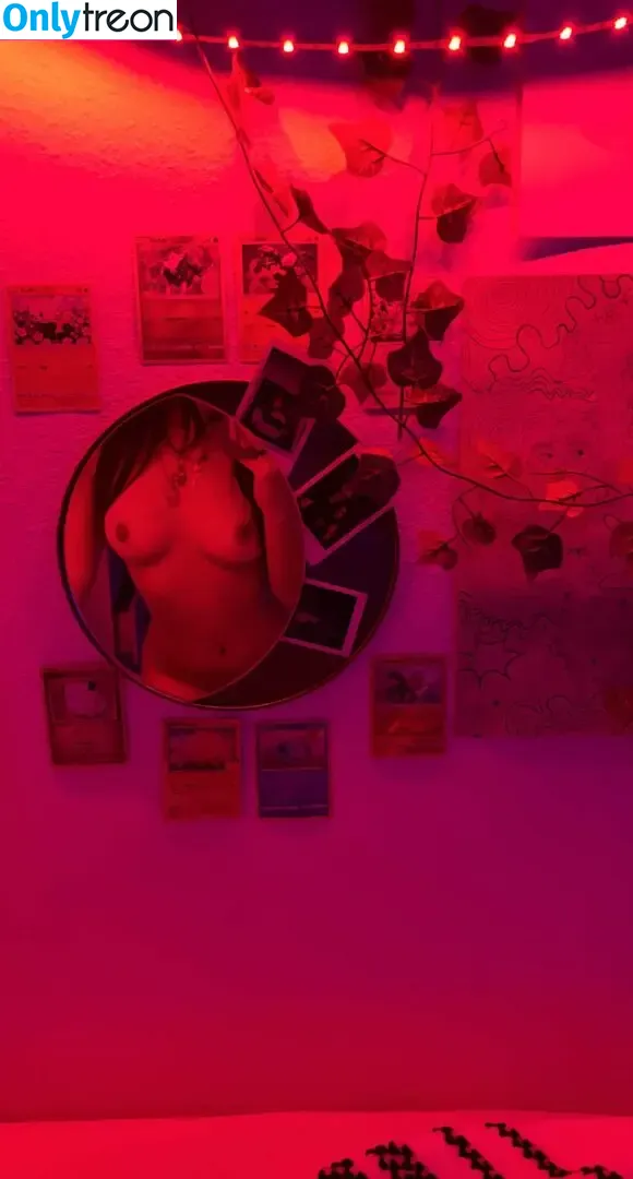 Emily.choppa nude photo #0007 (awakenedchoppa)