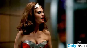 Emily Deschanel / emilydeschanel nude photo #0006
