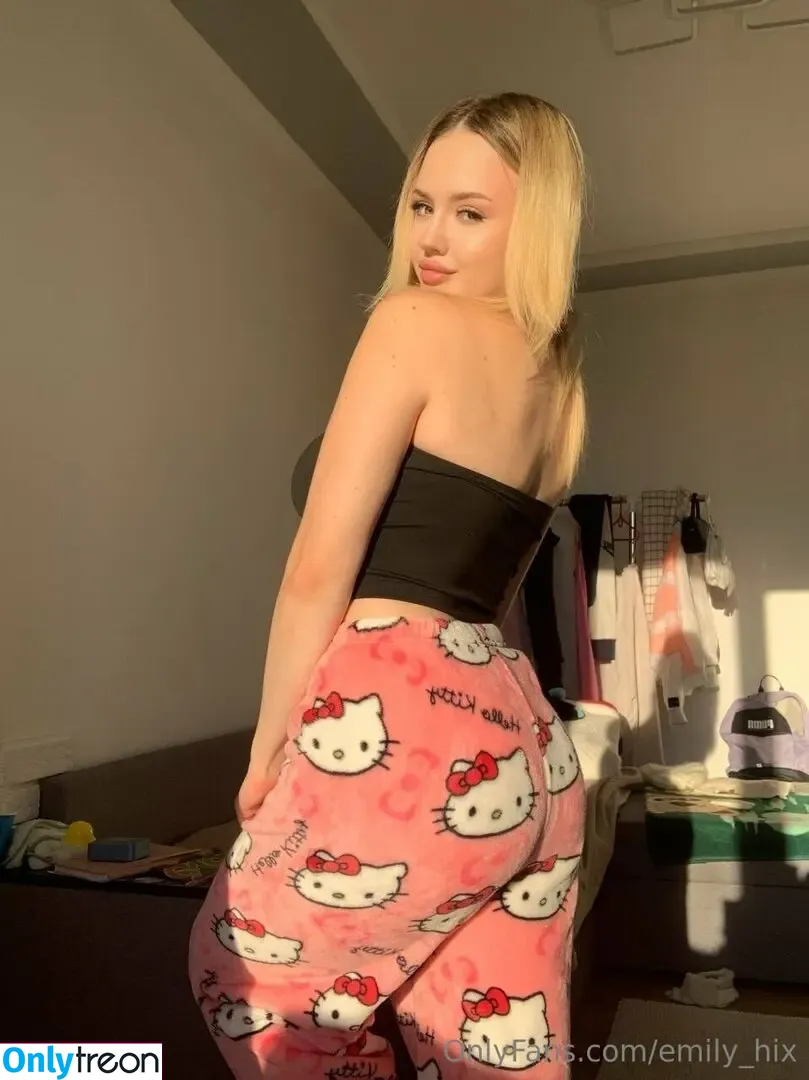 emily_hix nude photo #0004 (RadiantGoddessGlow / emilyy_hix)