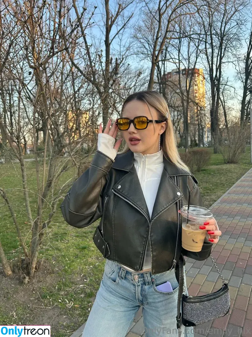 emily_hix голая photo #0037 (RadiantGoddessGlow / emilyy_hix)