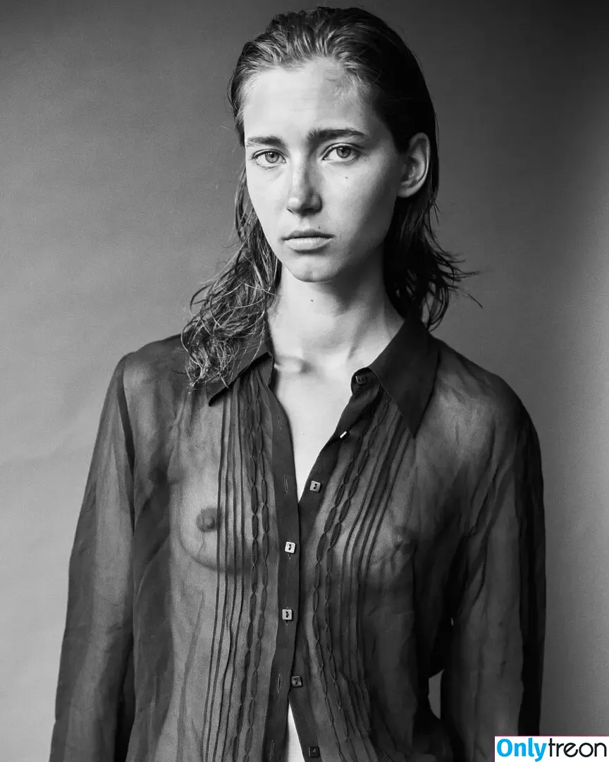 Emily Kasten голая photo #0008 (emilykasten)