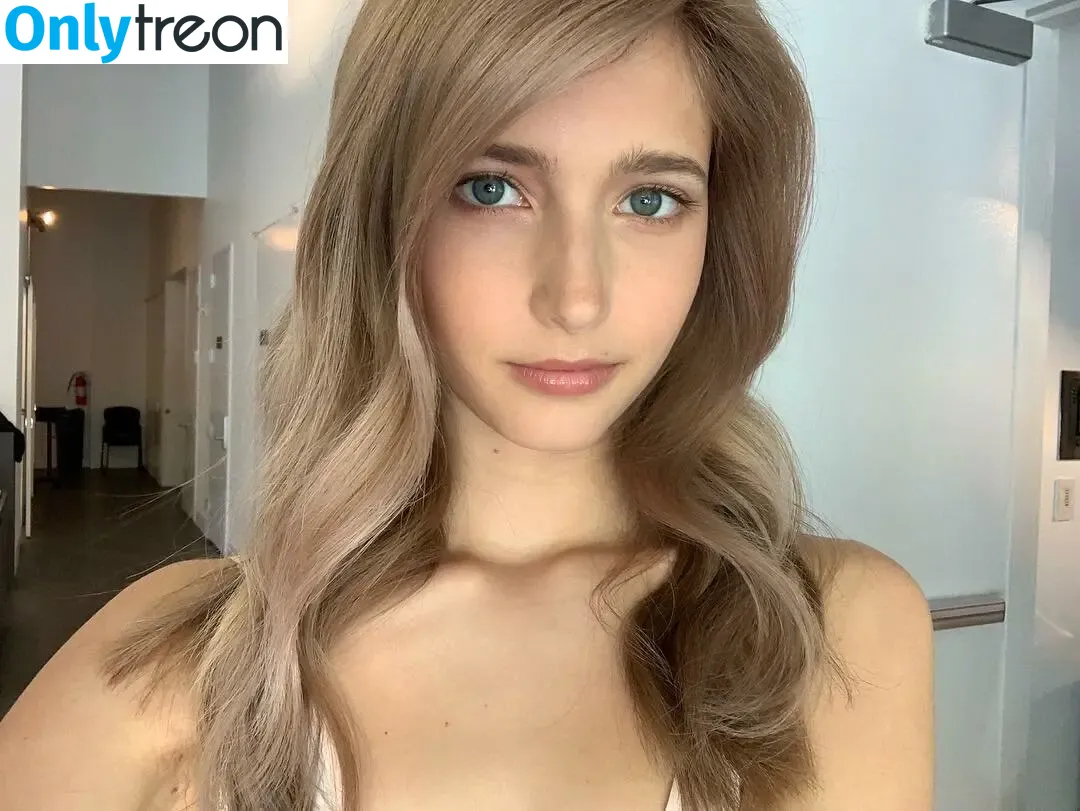 Emily Kasten голая photo #0011 (emilykasten)