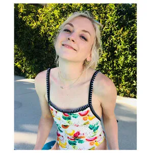 Emily Kinney / emmykinney nude photo #0009