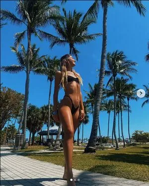 Emily Legler / emily.legler nude photo #0001