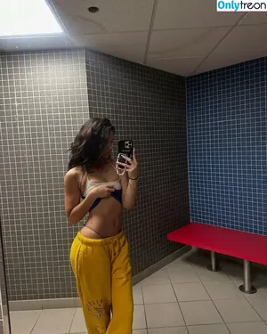 Emily Lou / Emilyylouu / Emilyylouu1 / emilyylouu_ nude photo #0030