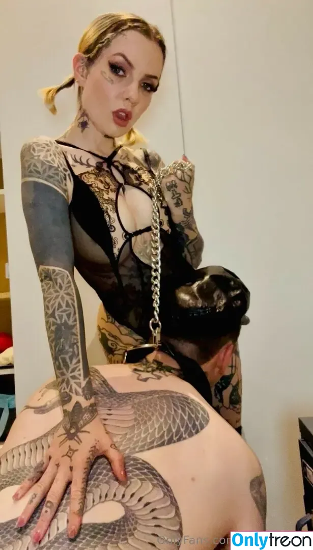 Emily Malice nude photo #0055 (emilymalice / missemilymalice)