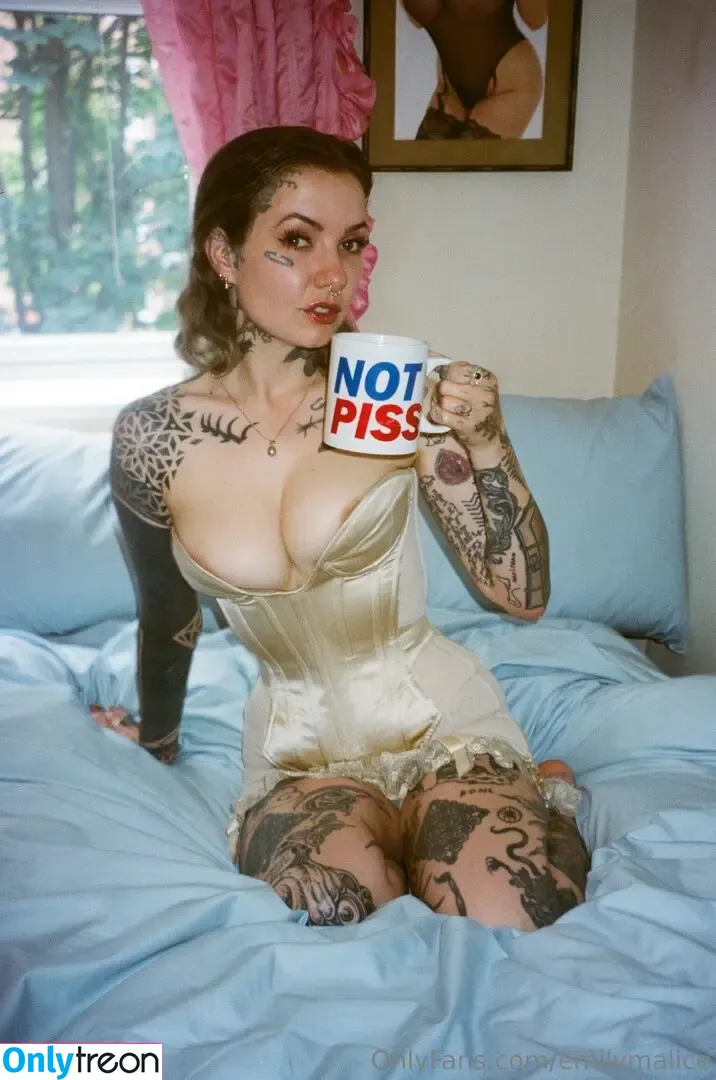 Emily Malice nude photo #0075 (emilymalice / missemilymalice)
