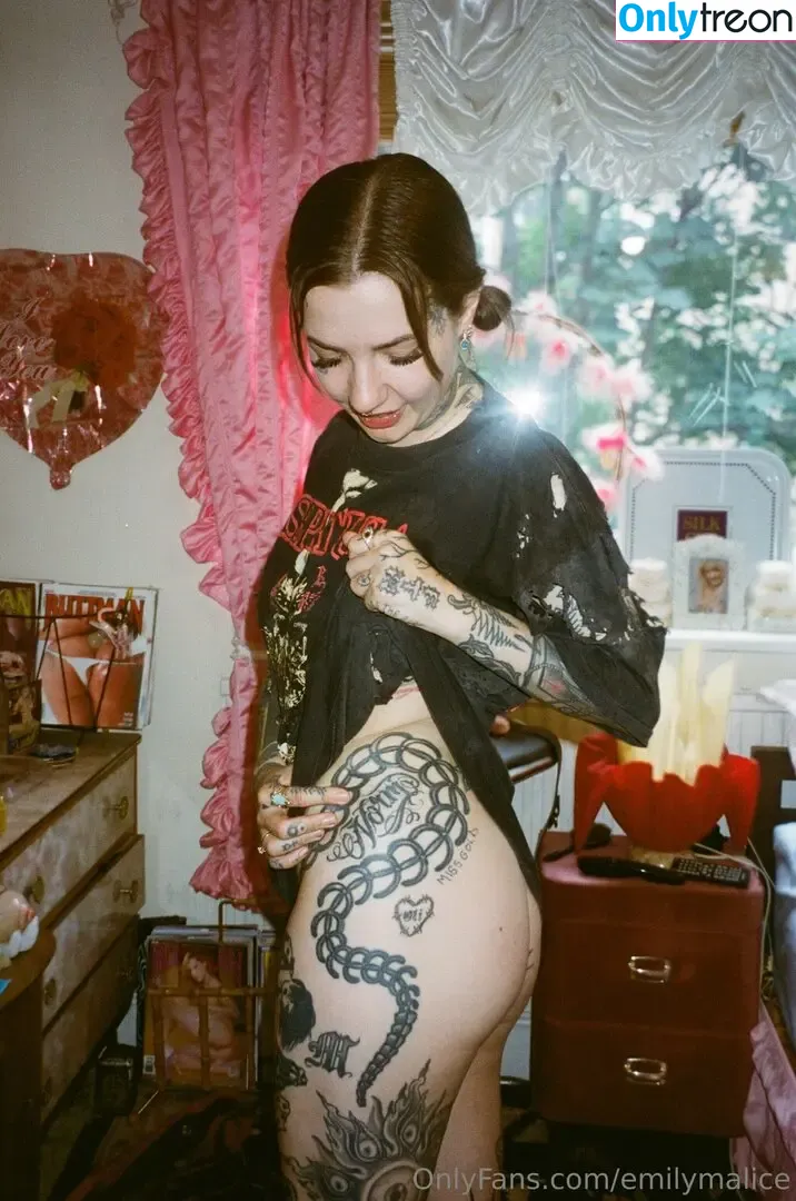 Emily Malice nude photo #0076 (emilymalice / missemilymalice)