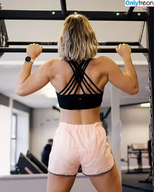emily_meech / astoldbymeech / emily meech / emilymeech_personaltraining nude photo #0009