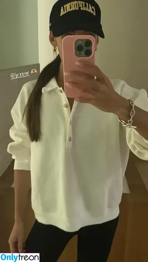 Emily Oberg / emilyoberg nude photo #0131