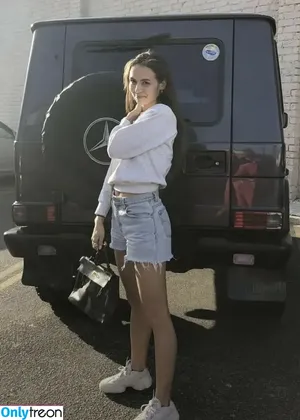 Emily Oberg / emilyoberg nude photo #0285