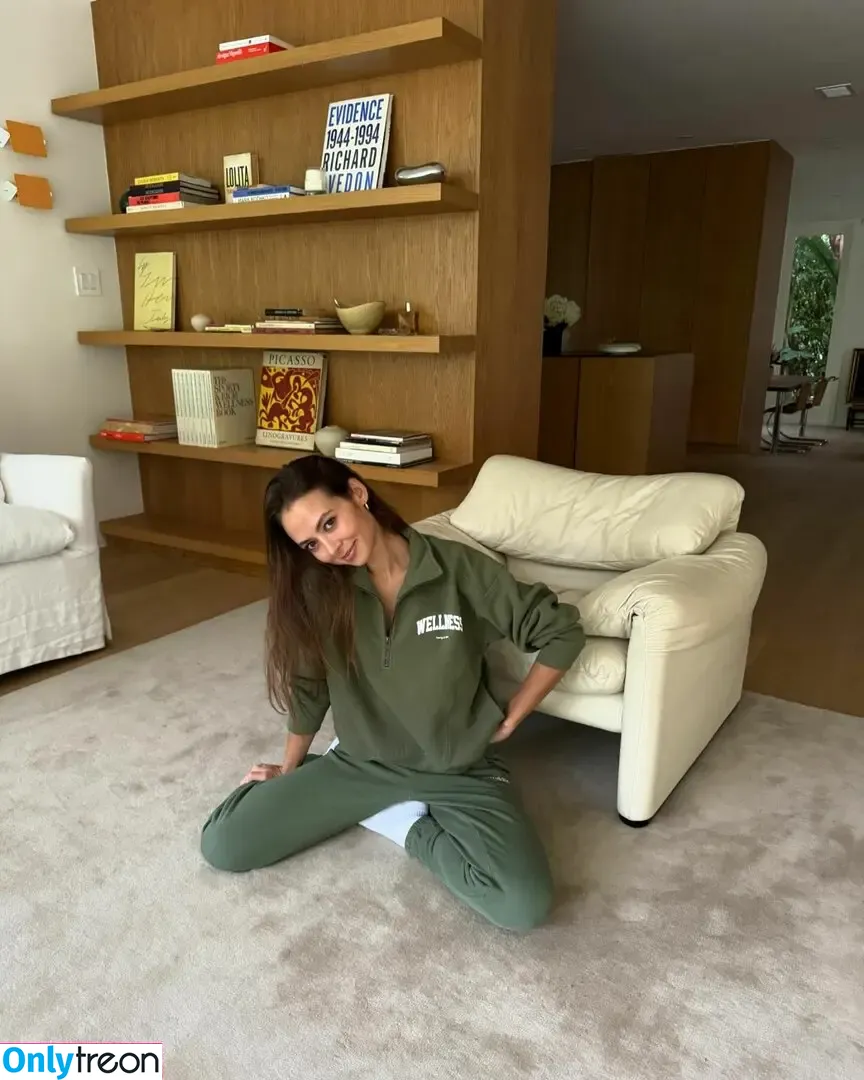 Emily Oberg nude photo #0068 (emilyoberg)