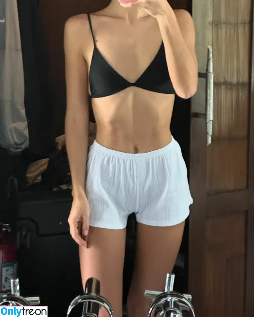 Emily Oberg nude photo #0091 (emilyoberg)