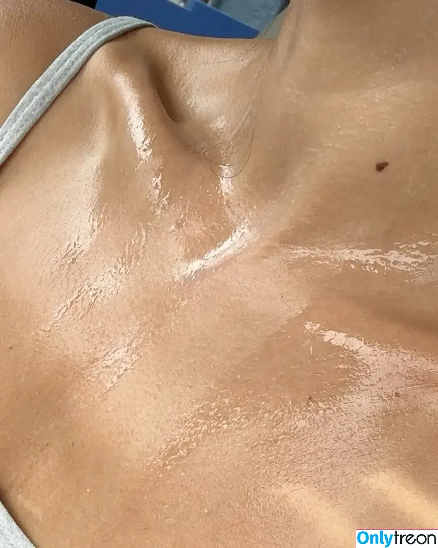 Emily Oberg nude photo #0138 (emilyoberg)