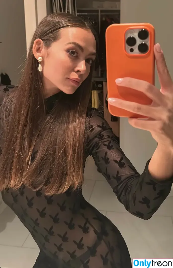 Emily Oberg nude photo #0301 (emilyoberg)