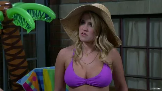 Emily Osment / emilyosment / laurenx687 фото голая #0183