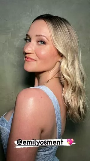 Emily Osment / emilyosment / laurenx687 фото голая #0209