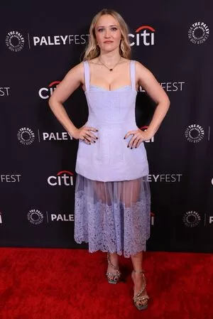 Emily Osment / emilyosment / laurenx687 фото голая #0247