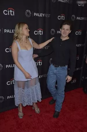 Emily Osment / emilyosment / laurenx687 фото голая #0362