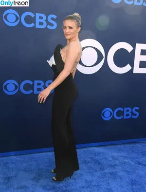 Emily Osment / emilyosment / laurenx687 фото голая #0604