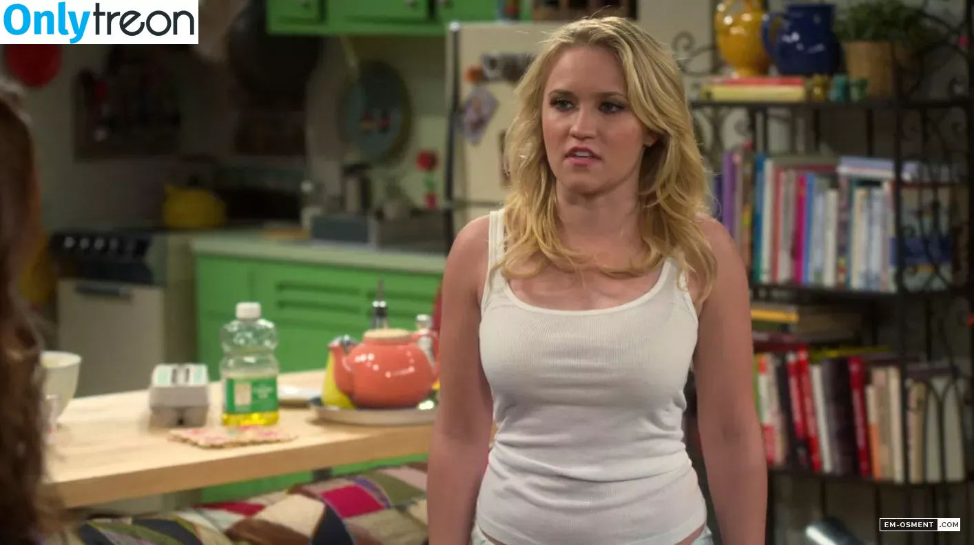 Emily Osment nude photo #0180 (emilyosment / laurenx687)