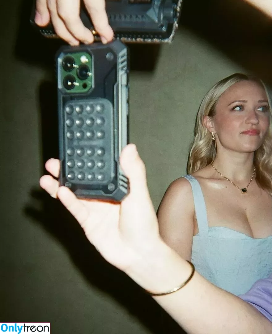 Emily Osment голая photo #0212 (emilyosment / laurenx687)