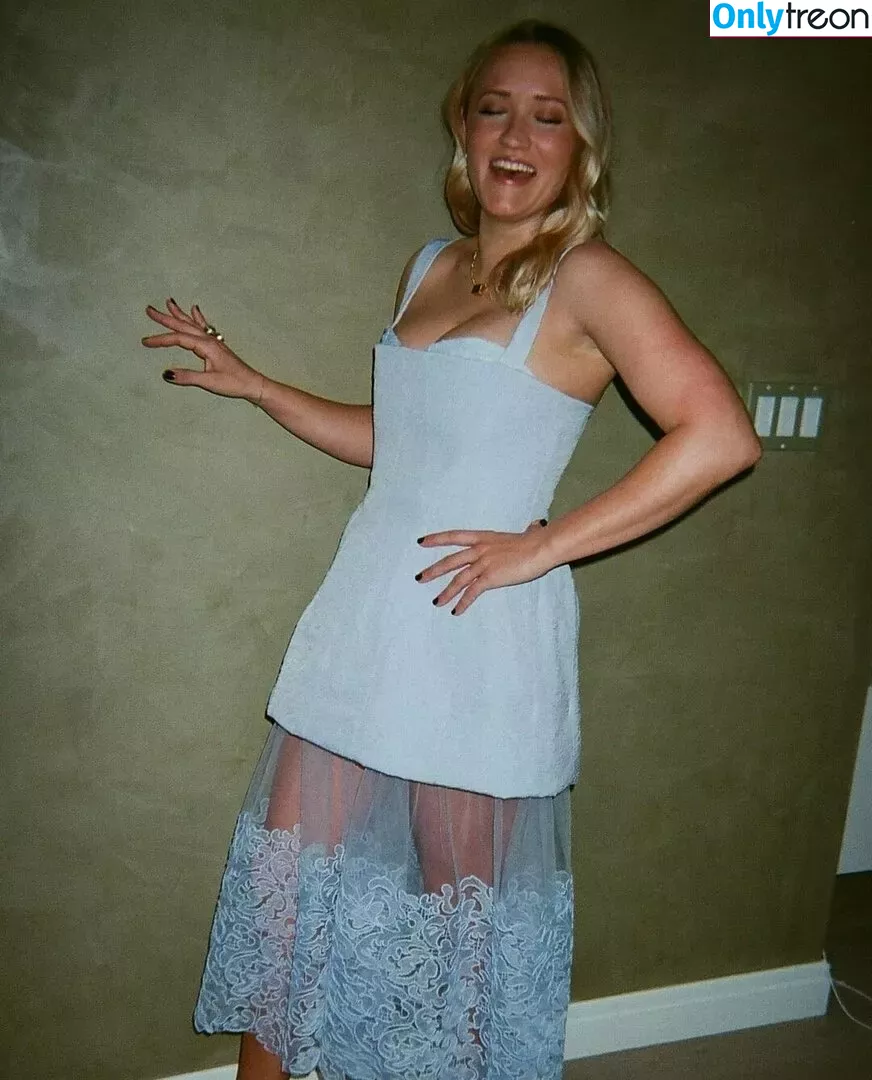 Emily Osment голая photo #0217 (emilyosment / laurenx687)
