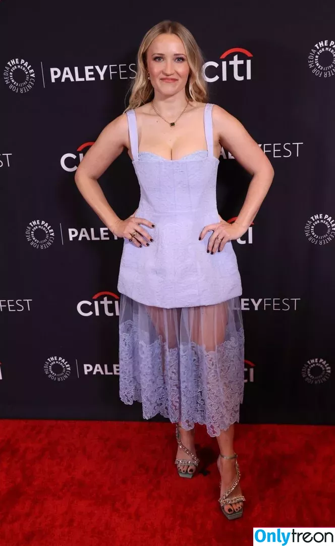 Emily Osment голая photo #0248 (emilyosment / laurenx687)