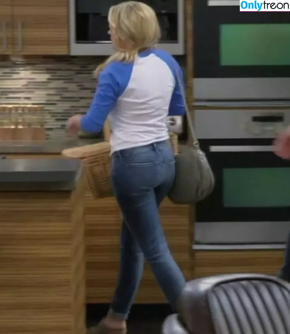 Emily Osment nude photo #0287 (emilyosment / laurenx687)