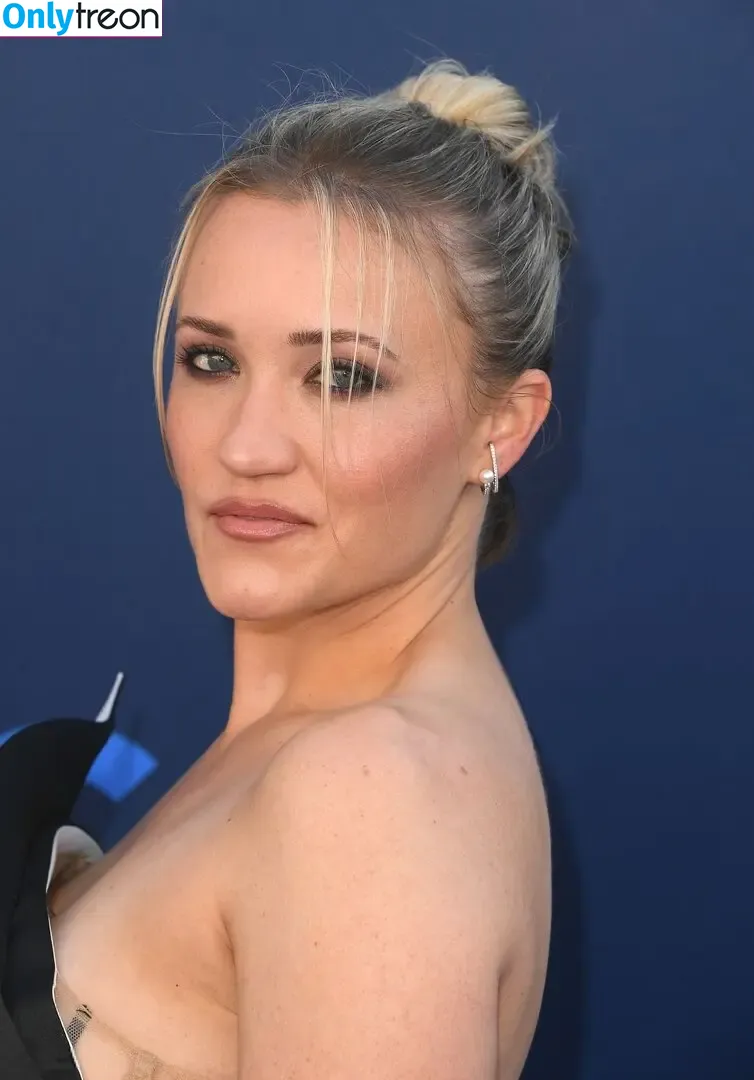 Emily Osment nude photo #0606 (emilyosment / laurenx687)