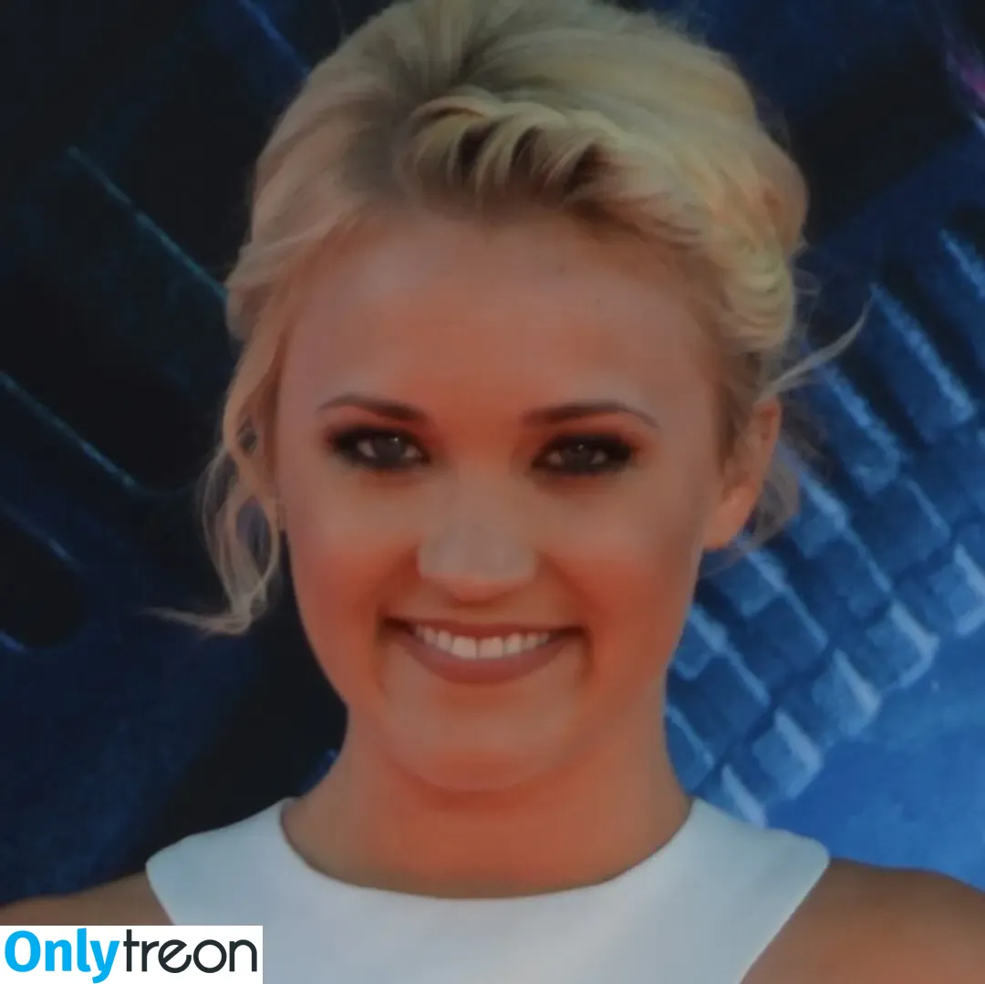 Emily Osment nude photo #0661 (emily_osment / emilyosment)