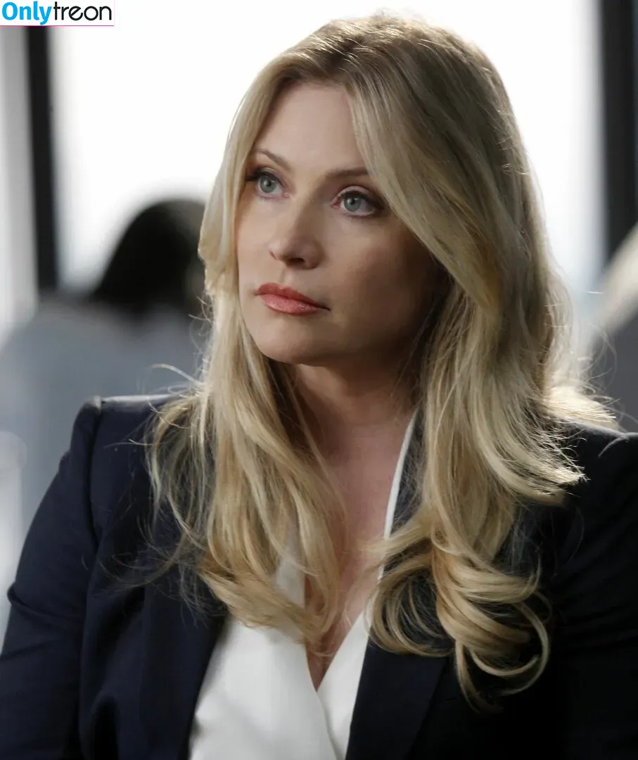 Emily Procter голая photo #0003 (officialemilyprocter)