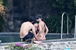 Emily Ratajkowski / emrata nude photo #9077