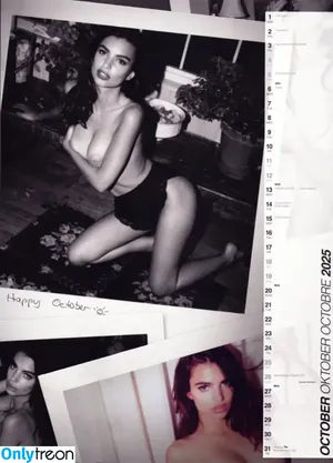 Emily Ratajkowski / emrata фото голая #7750
