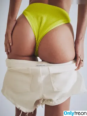 Emily Ratajkowski / emrata фото голая #7997
