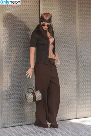 Emily Ratajkowski / emrata фото голая #8512