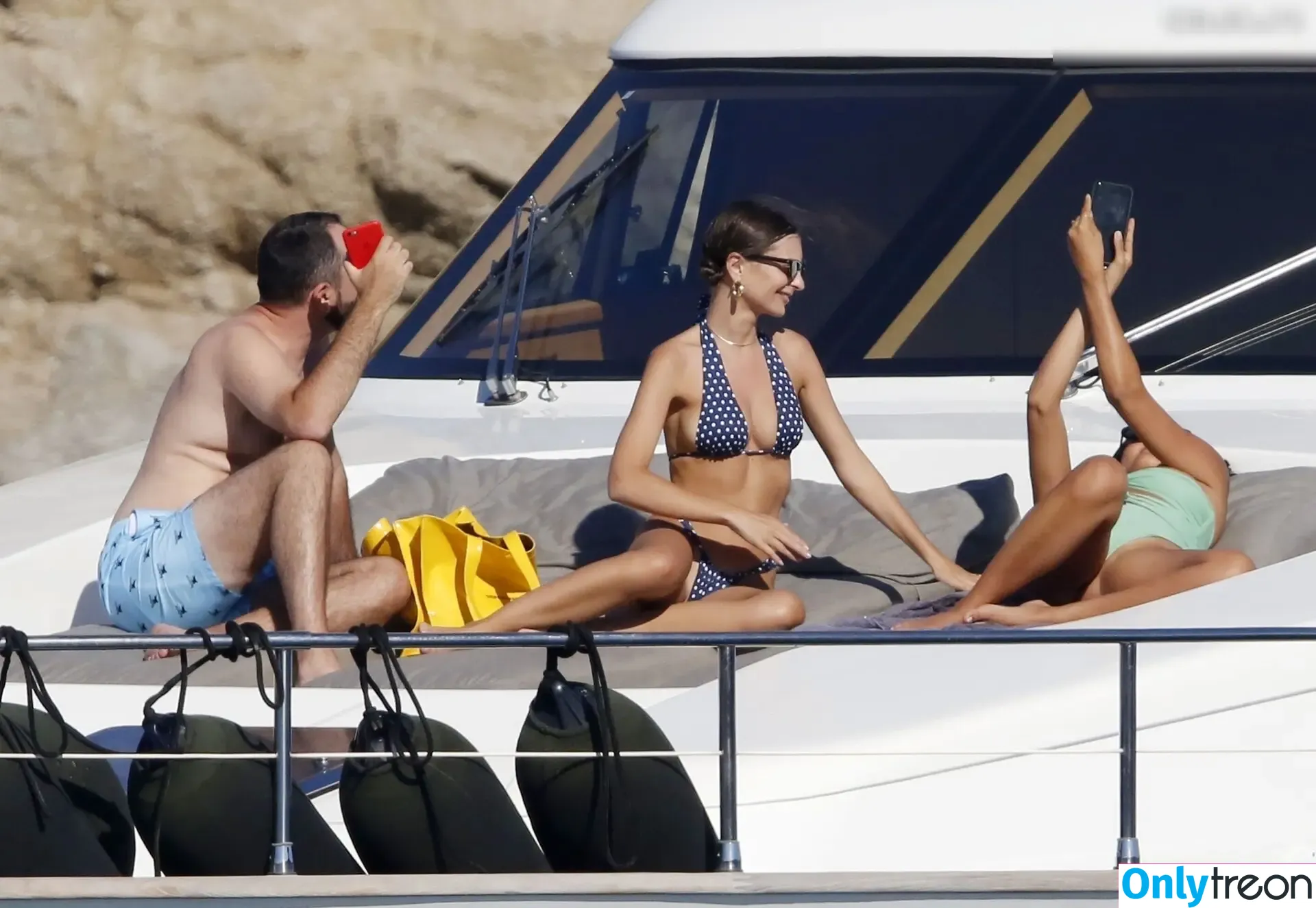 Emily Ratajkowski голая photo #8427 (emrata)
