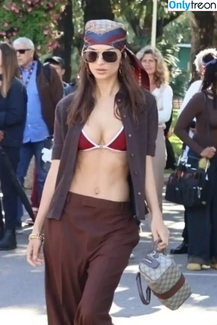 Emily Ratajkowski голая photo #8526 (emrata)