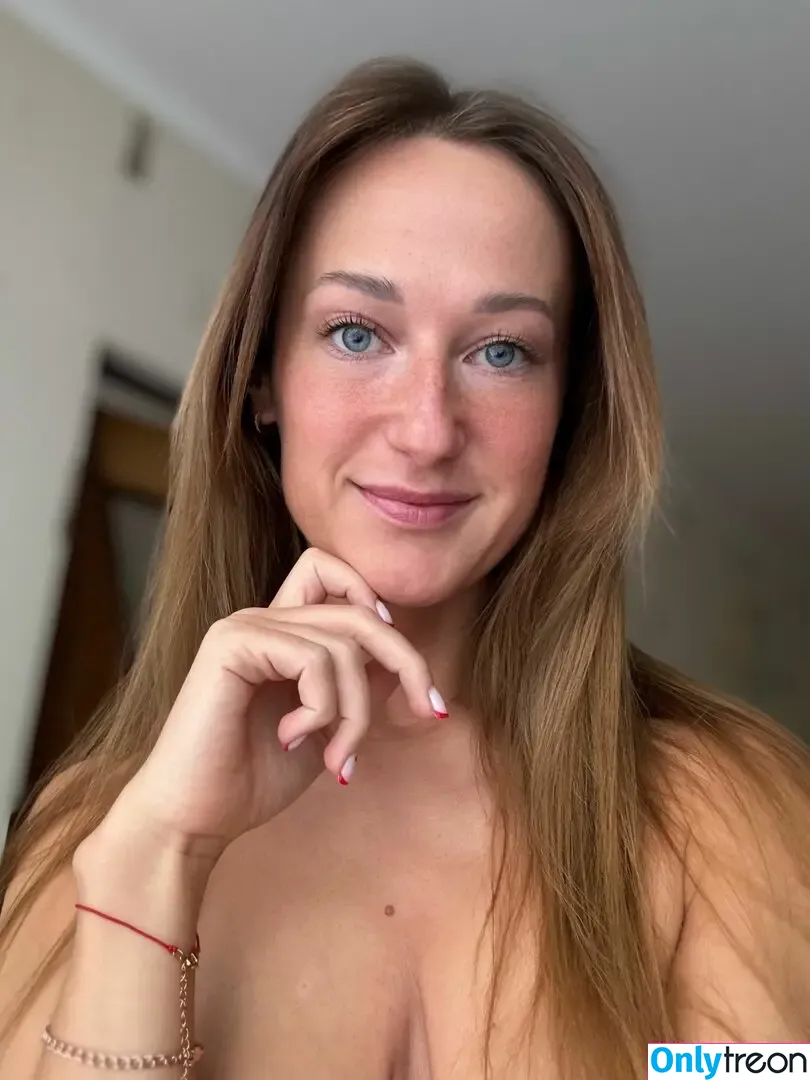 Emily Rose nude photo #0079 (roseemilythe / thexemilyrose)