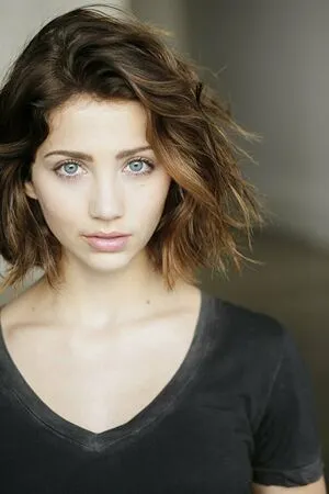 Emily Rudd / emilysteaparty фото голая #0210