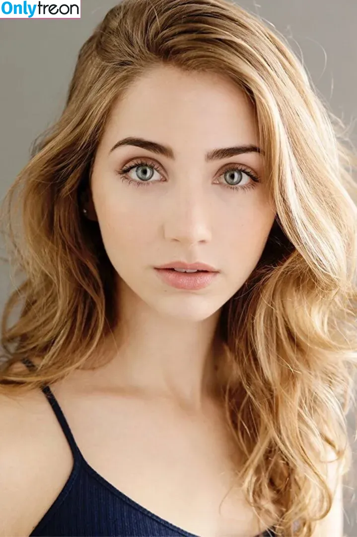 Emily Rudd голая photo #0060 (emilysteaparty)