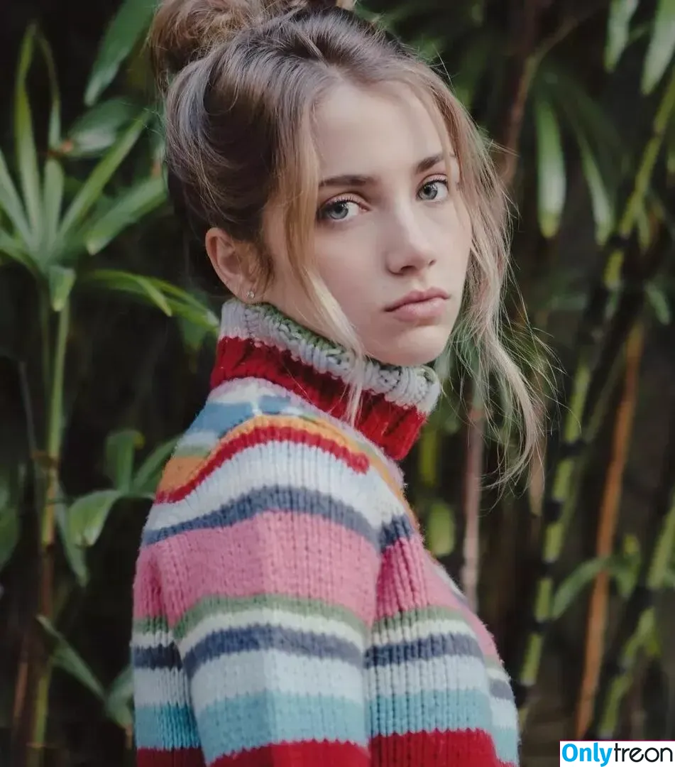 Emily Rudd голая photo #0081 (emilysteaparty)