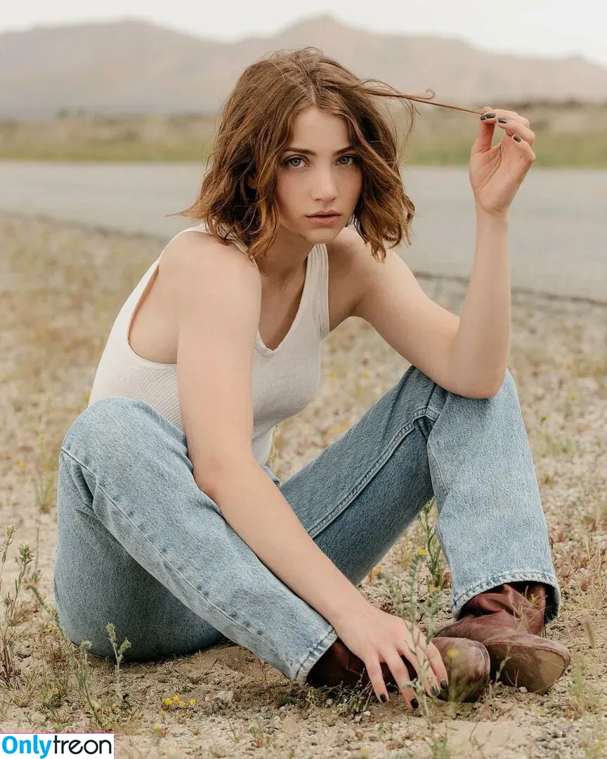 Emily Rudd голая photo #0087 (emilysteaparty)