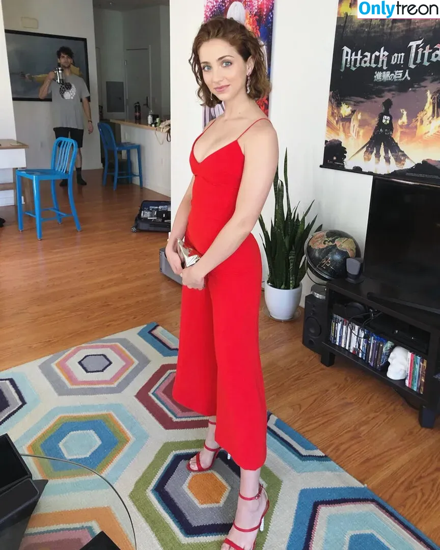 Emily Rudd голая photo #0150 (emilysteaparty)