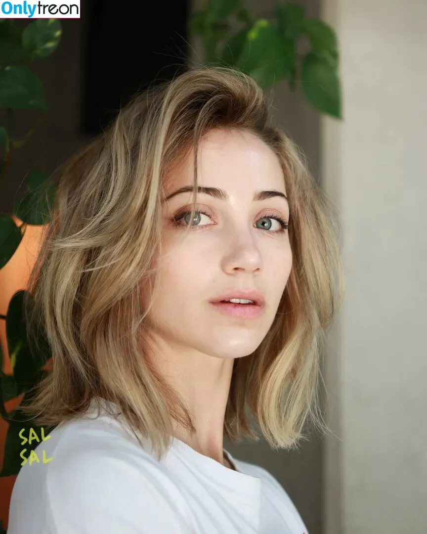 Emily Rudd голая photo #0234 (emilysteaparty)